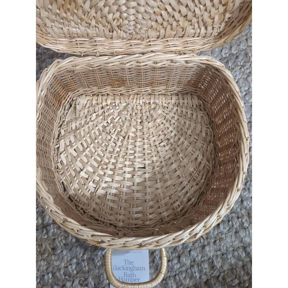 Vintage Purse, Straw Wicker  Basket Shell Bath Storage Gift Basket